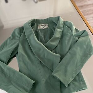 Pink Martini gorgeous fitted green blazer